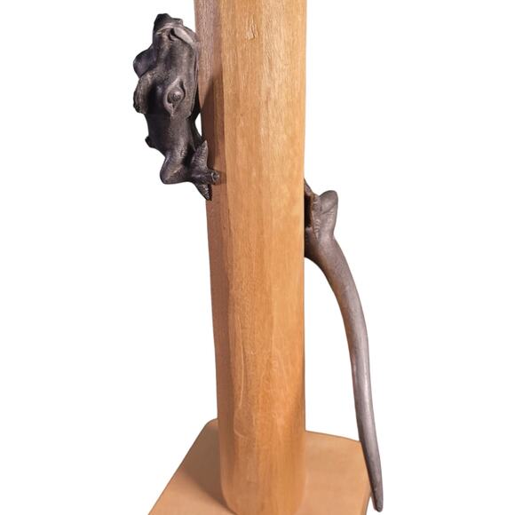 Rustic Cast Iron Komodo Dragon Statue — Lodgecore Cabin Decor Statement Piece - Picture 11 of 11